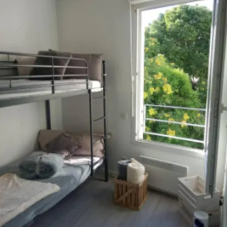 Proche Gare Arene & Carre D'art Apartament
